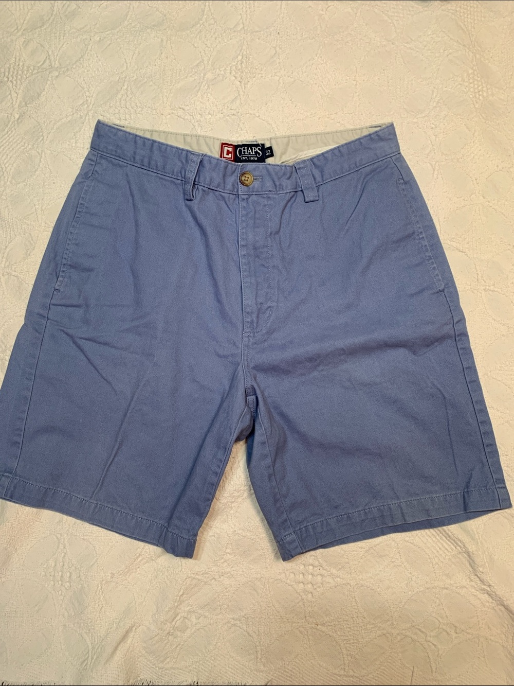 Chaps Men’s Sky Blue Cotton Flat-Front Shorts